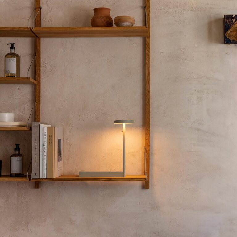 Flat_Table_Lamp_Vibia_0008