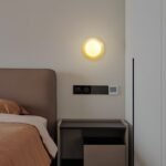 Liila_1_Brass_Wall_Lamp_Nuura_0004
